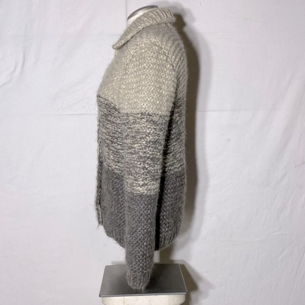 Vintage Hand  Knit Ombre Button Up Hand Knit Cardigan M - Picture 5 of 10